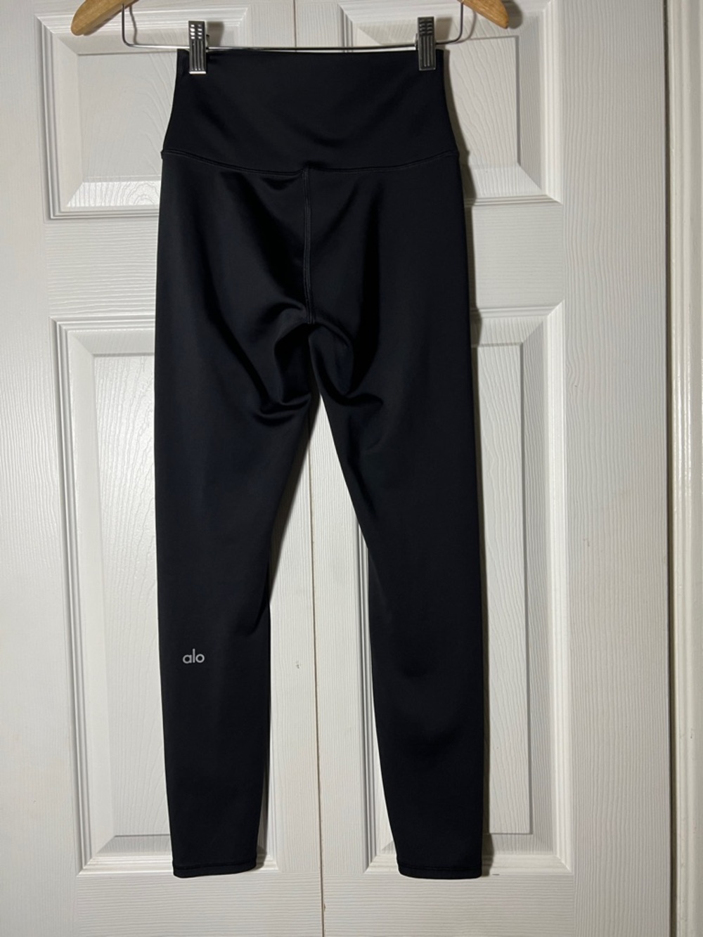 Alo Yoga Black HighWaisted Legging Women’s Small - Picture 3 of 6